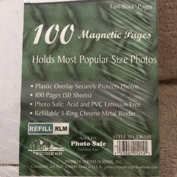 Pioneer photo album 2000 sealed in plastic white with gold accent - Picture 7 of 8